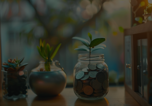 —Pngtree—saving money and budget to_15717358